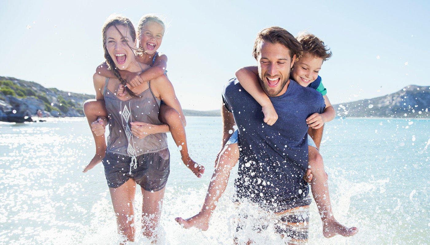 Helping to combine family life and careers Helping to combine family life and careers