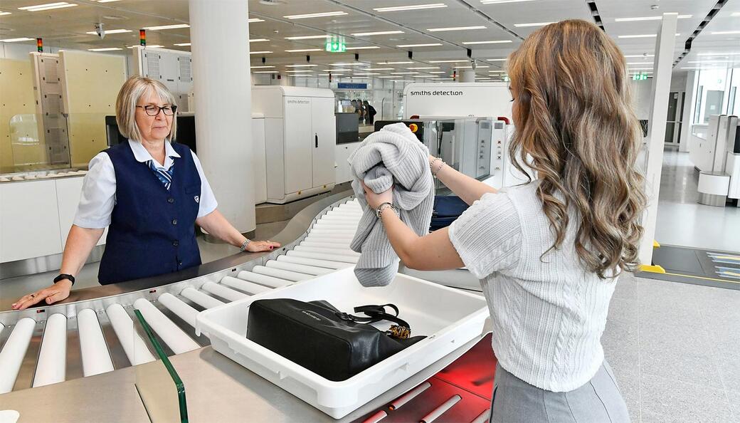 Security screening and passport control - Munich Airport