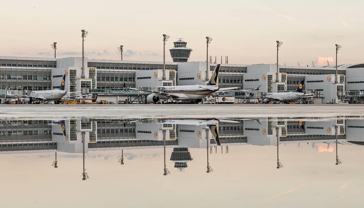 rainy apron with terminal in back rainy apron with terminal in back