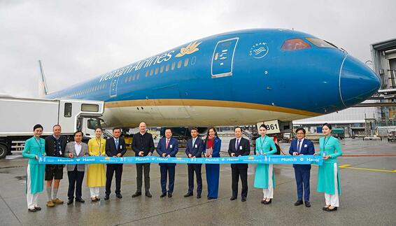 Vietnam Airlines celebrated its premiere at Munich Airport with flights to Hanoi and Ho Chi Minh City